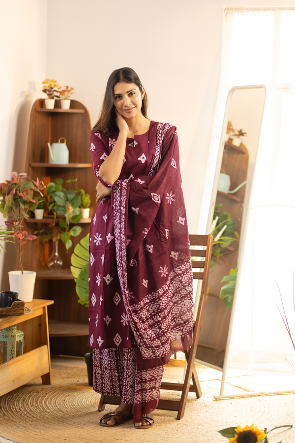 Maroon Feeding Straight Cut Set + Printed Chunni