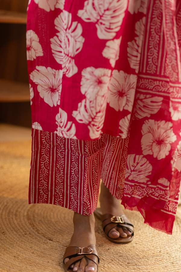 Bright Pink Feeding Straight Cut Set + Printed Chunni