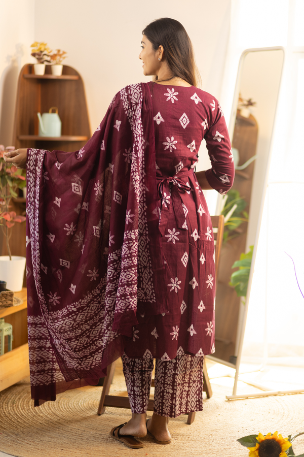 Maroon Feeding Straight Cut Set + Printed Chunni